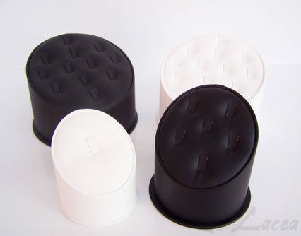 Jewels display cylinder